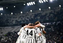 Giocatori della Juventus abbracciati (credits to Juventus)